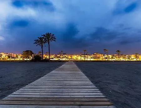Jardin A 300 Metros De La Playa *